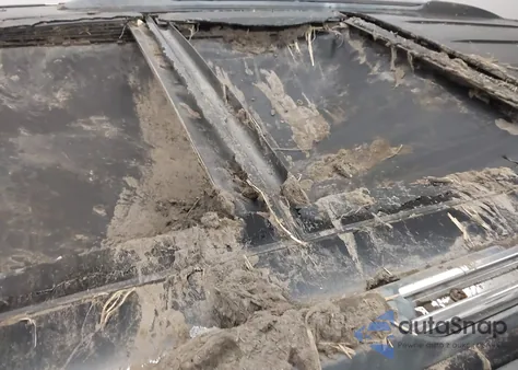 2012 Jeep Grand Cherokee Overland z USA, uszkodzony, nr VIN 1C4RJFCG9CC272436